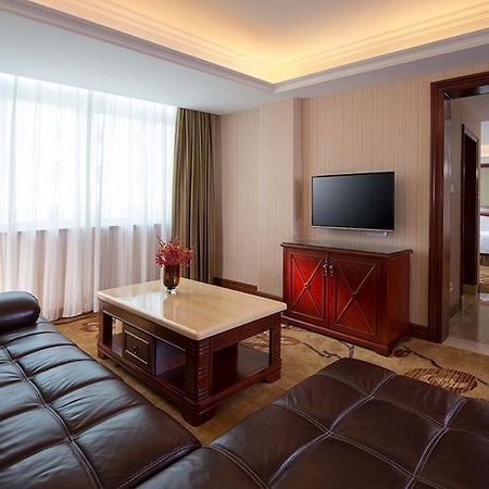 Vienna Hotel Shenzhen Exibition Center Экстерьер фото